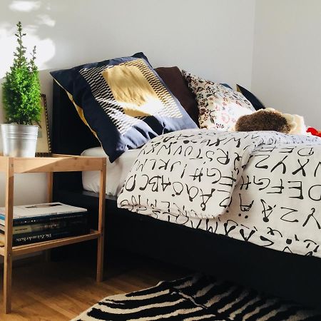 Cozy Danube Room - 15 Mins To Downtown فيينا المظهر الخارجي الصورة