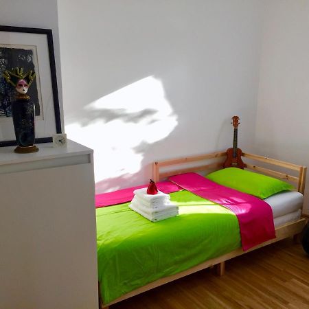Cozy Danube Room - 15 Mins To Downtown فيينا المظهر الخارجي الصورة