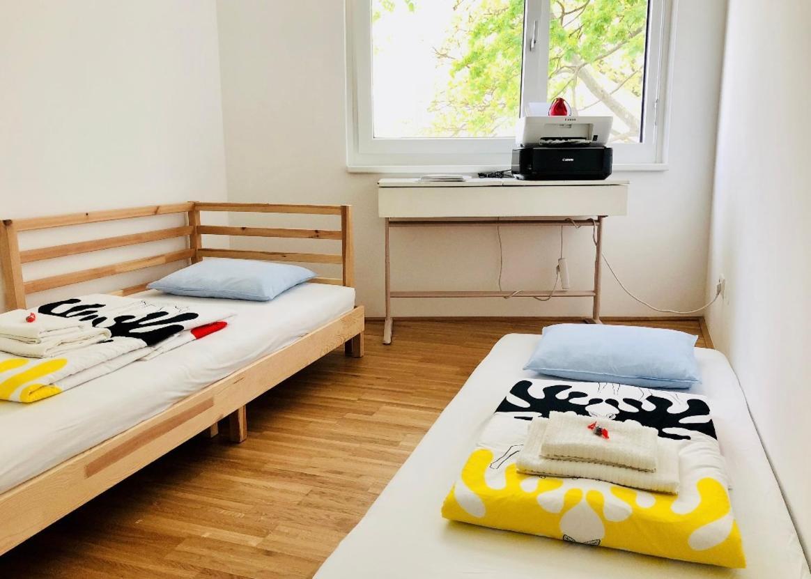 Cozy Danube Room - 15 Mins To Downtown فيينا المظهر الخارجي الصورة