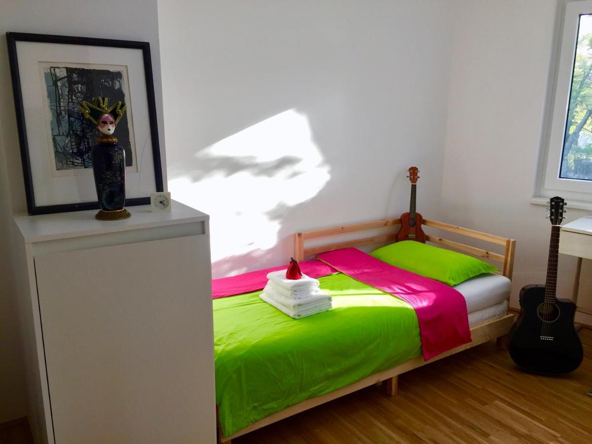 Cozy Danube Room - 15 Mins To Downtown فيينا المظهر الخارجي الصورة